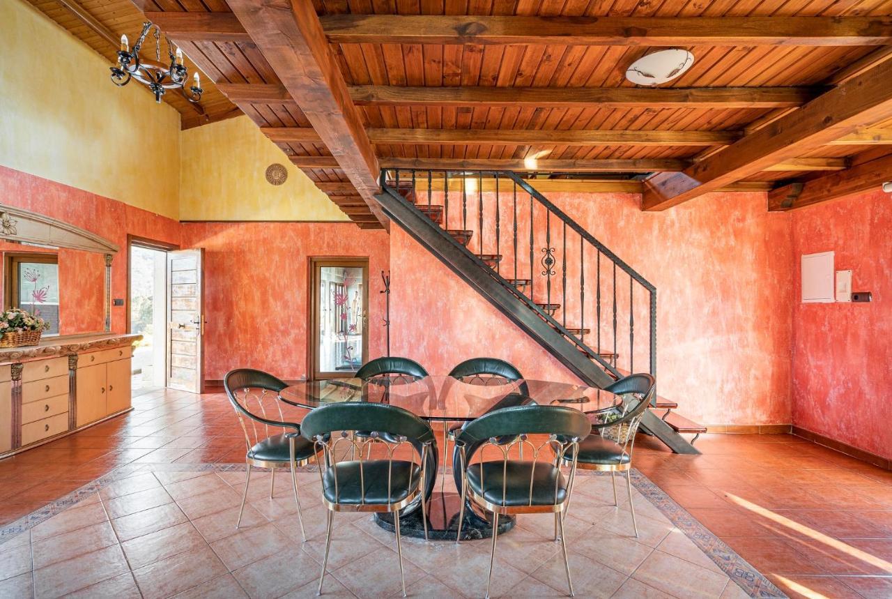 Villa Luxury Valdeorras à Valdegodos Extérieur photo