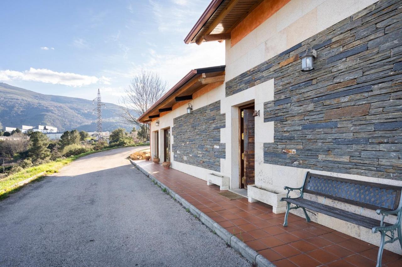 Villa Luxury Valdeorras à Valdegodos Extérieur photo